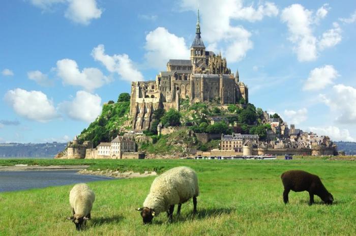 Top 10 Places To Visit in Normandy