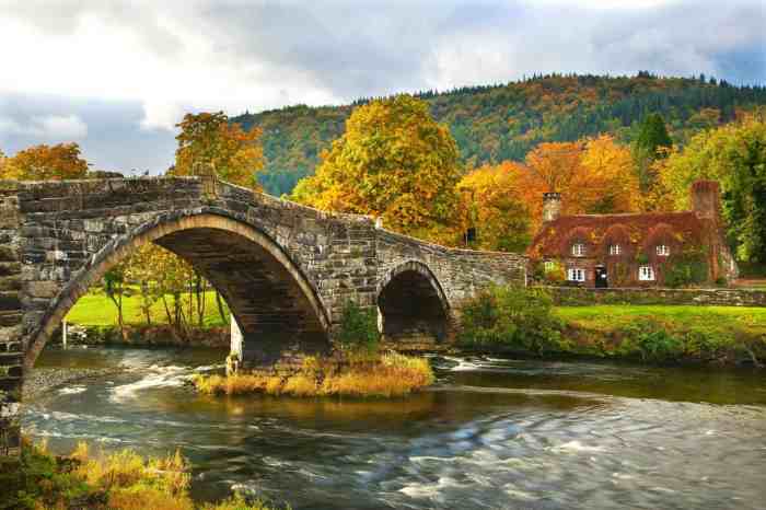 Top 10 Places To Visit In The UK